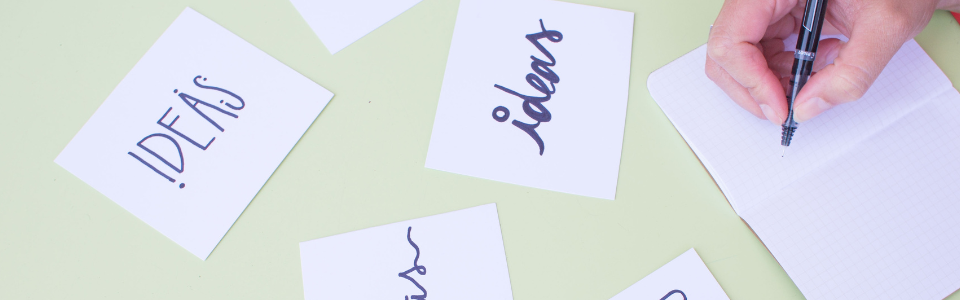 Banner com post its com frases. Blog Magna